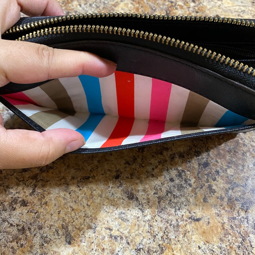 Kate Spade Wallet - Picture 4 of 6